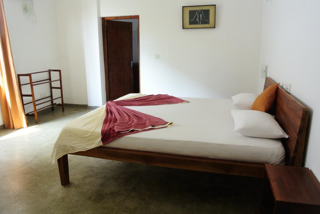 Surf Lanka Hotel Матара Номер фото